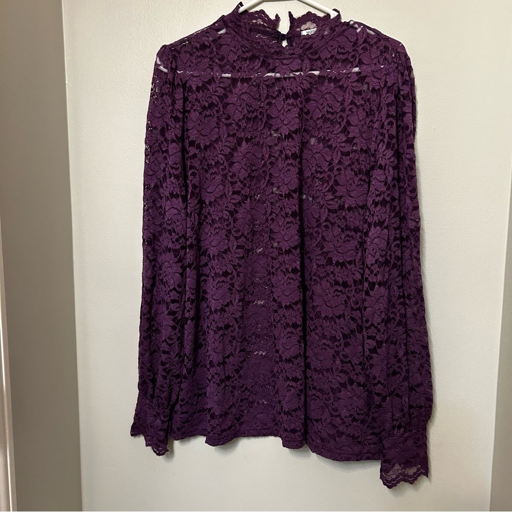 Hotouch‎  Sheer Lace Top Purple Floral Pattern Long Sleeves EUC XL
